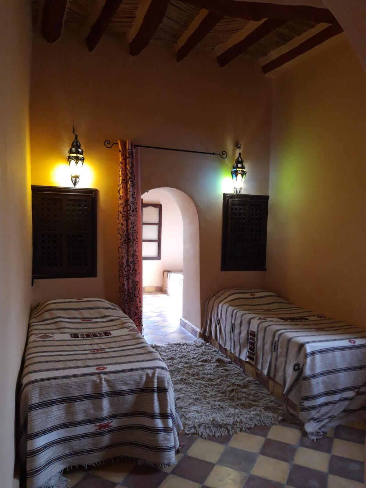 Auberge Famille Benmoro Skoura Exteriér fotografie